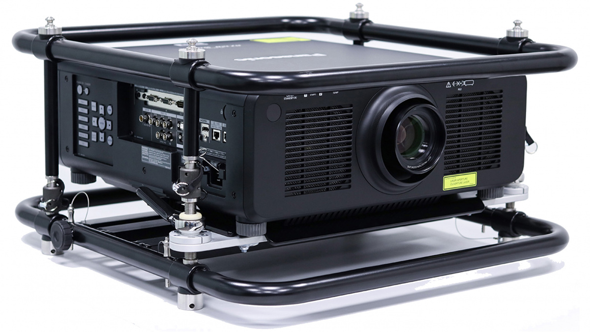 Panasonic PT-RZ120 Laserbeamer mit 12.000 ANSI-Lumen